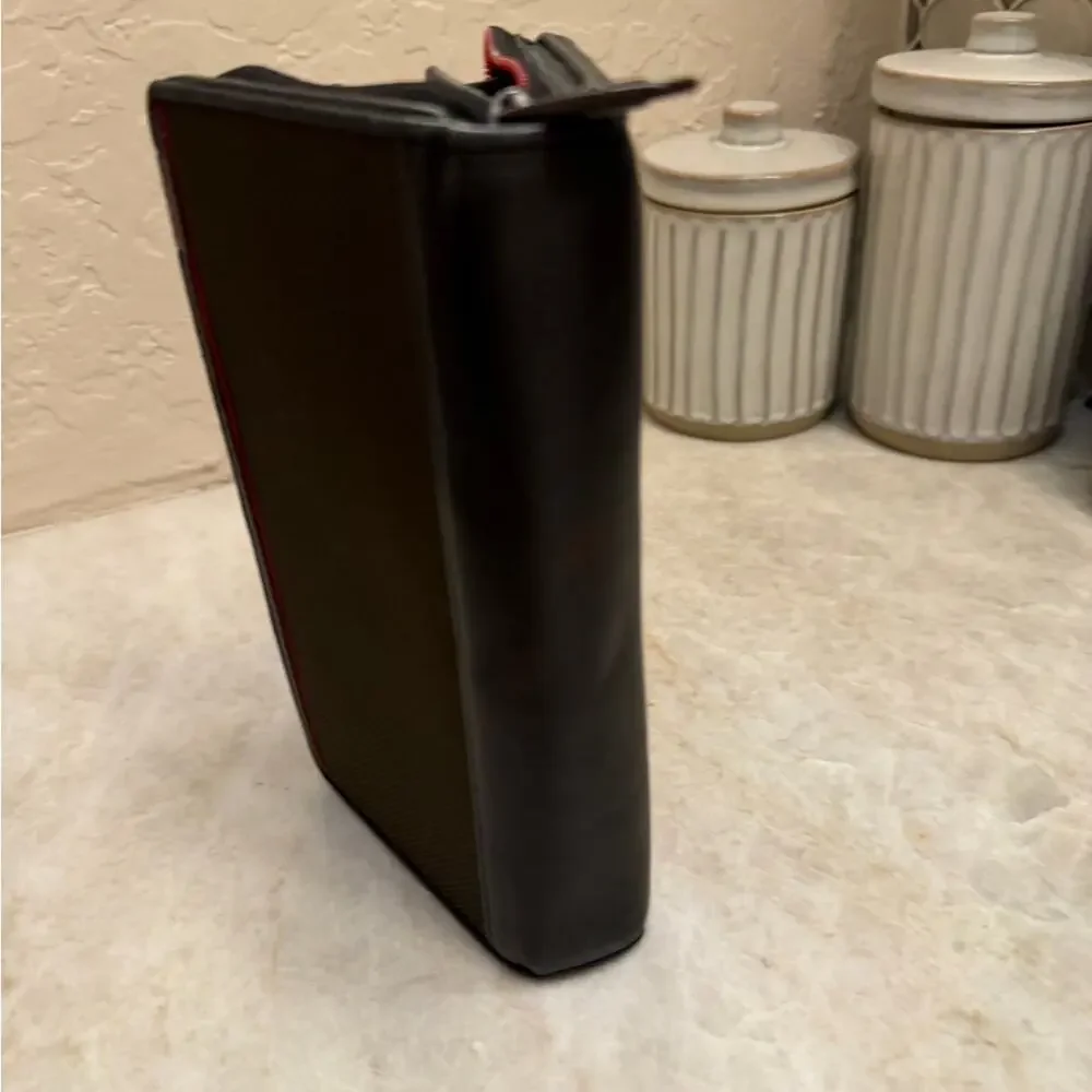 Tumi Alpha ziparound wallet